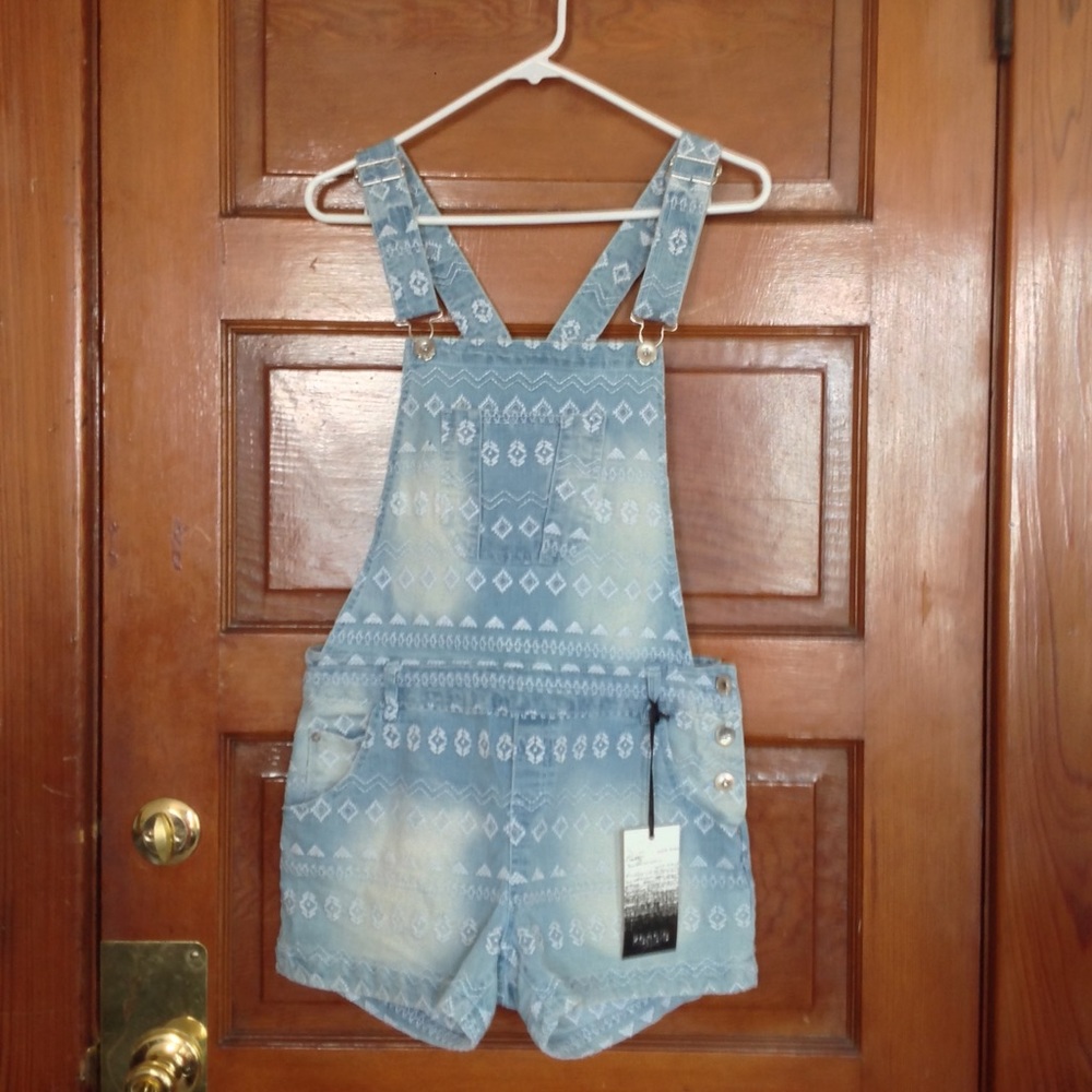 Kensie Jeans Embroidered Overall Shorts